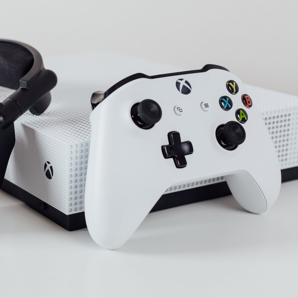 Amazing Xbox One Features Console Cabin